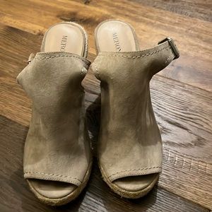 Moderately worn great shoe decent condition.